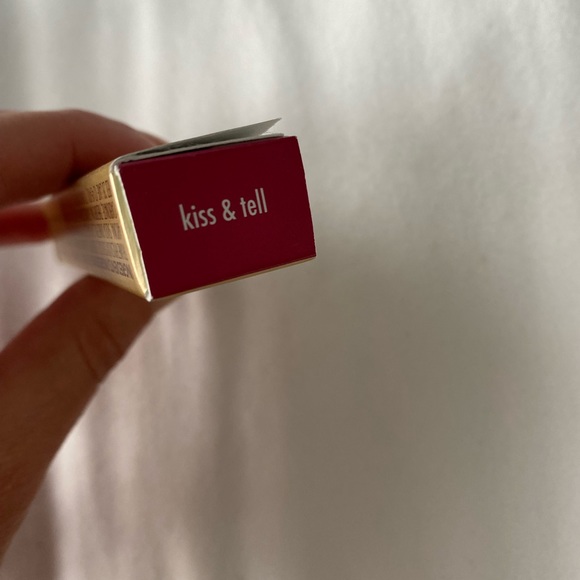 *MOVING SALE* Stila Stay All Day Matte Lip Color ❤️💜💄 - Kiss & Tell - NWT - Picture 8 of 9